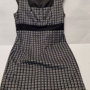 White House/Black Market brand sheath dress size 6